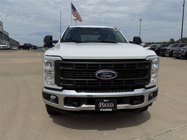 Certified 2025 Ford F350 XL w/ XL Off-Road Package AWD/4WD image 3