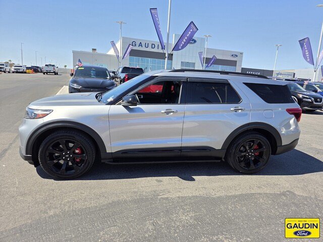 Certified 2022 Ford Explorer ST w/ ST Street Pack RWD image 4