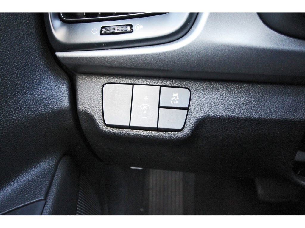 Used 2023 Kia Rio LX image 22