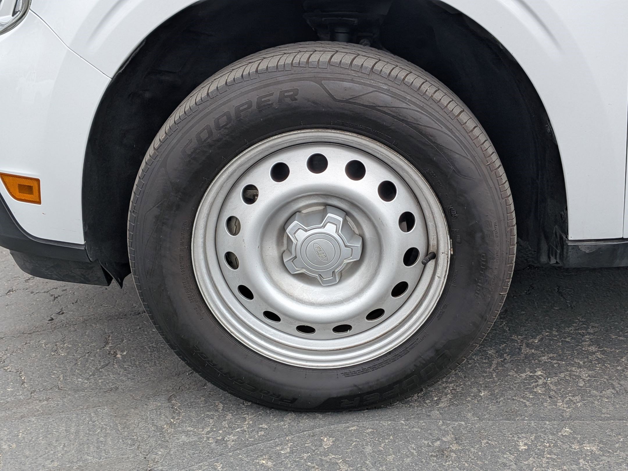 Certified 2022 Ford Maverick XL FWD image 15