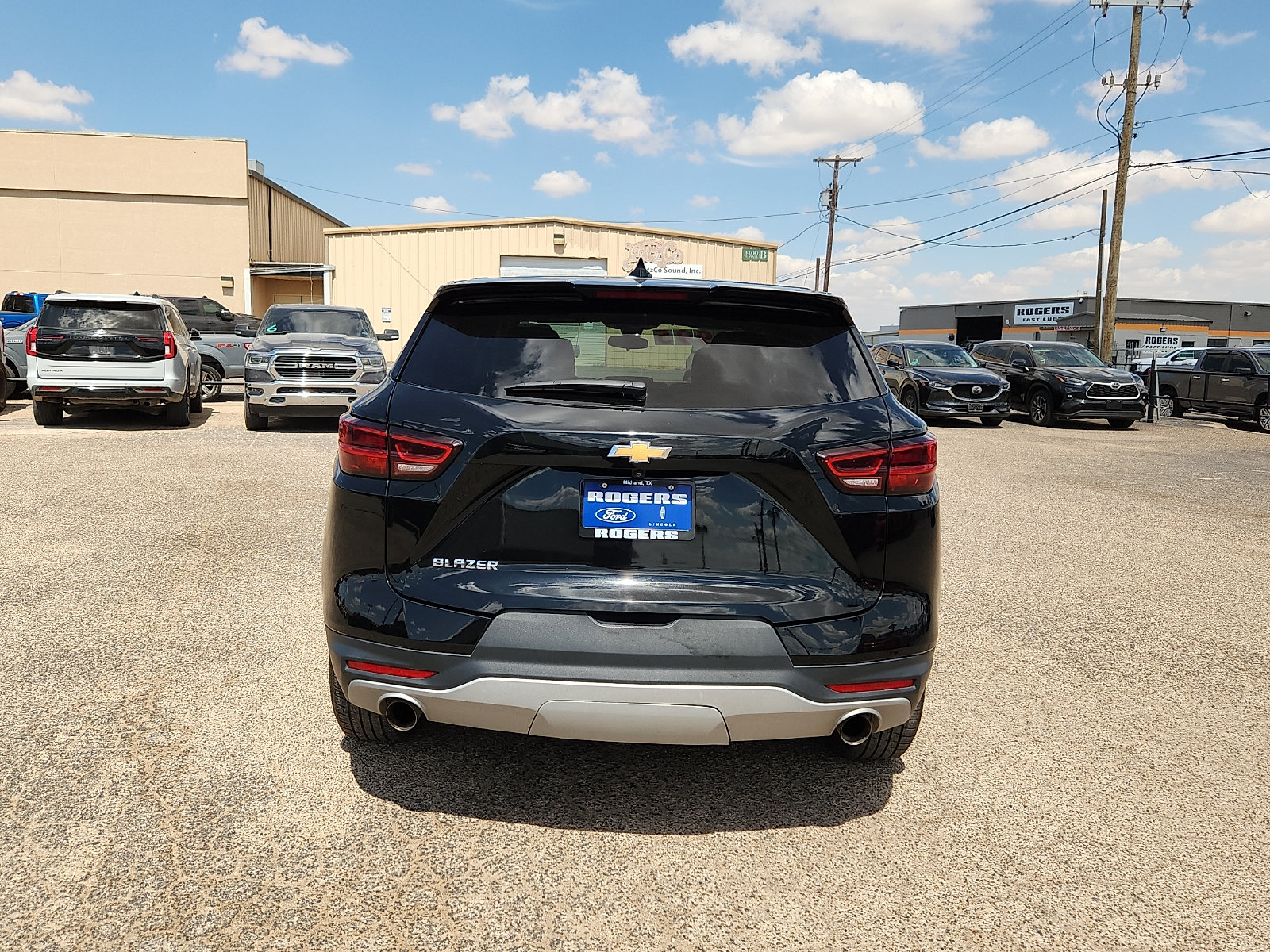 Used 2025 Chevrolet Blazer LT FWD image 6