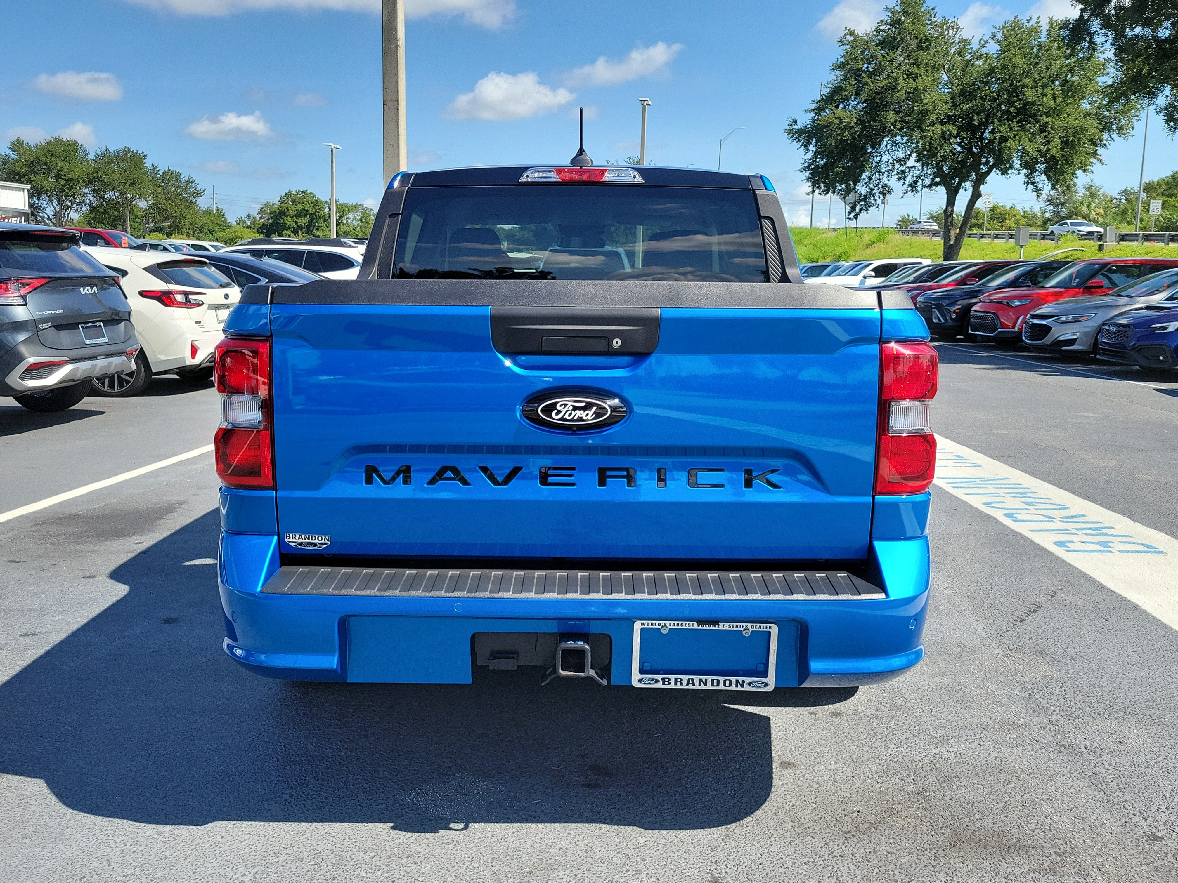 Certified 2025 Ford Maverick Lobo AWD/4WD image 8