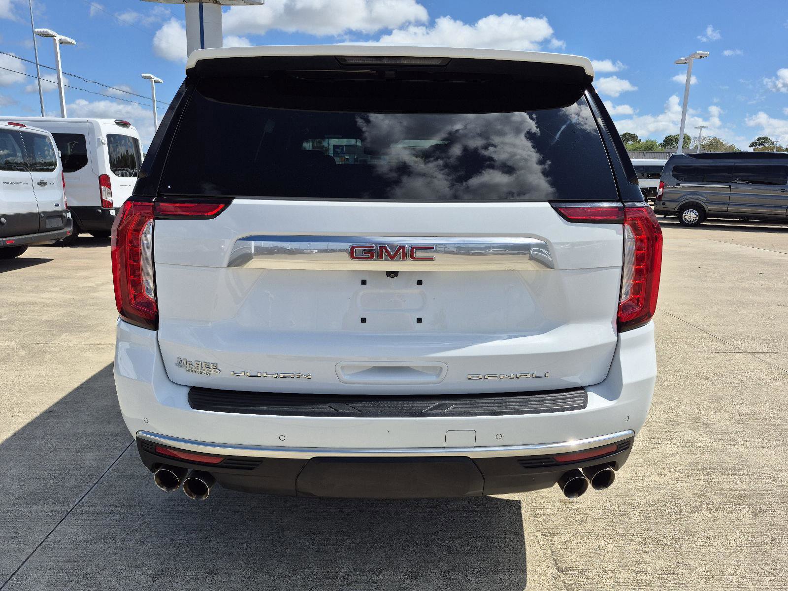 Used 2023 GMC Yukon Denali w/ LPO, Floor Liner Package image 4