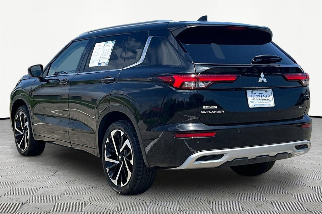 Used 2022 Mitsubishi Outlander SEL AWD/4WD image 13