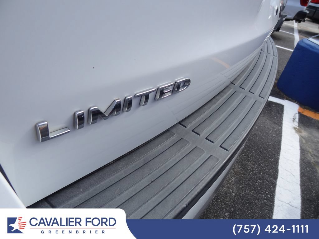 Certified 2022 Ford Expedition Limited RWD image 5