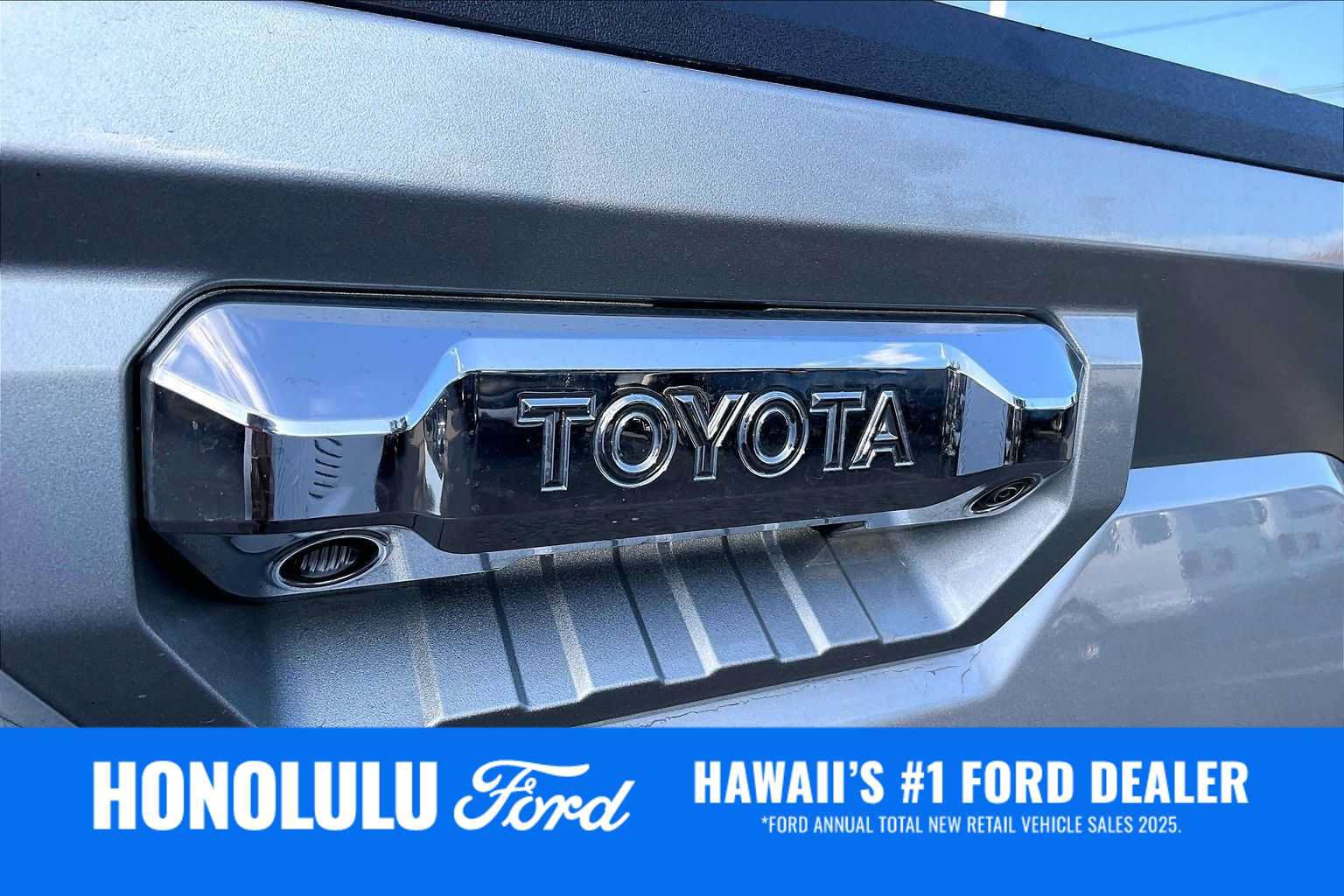 Used 2023 Toyota Tundra Limited AWD/4WD image 7