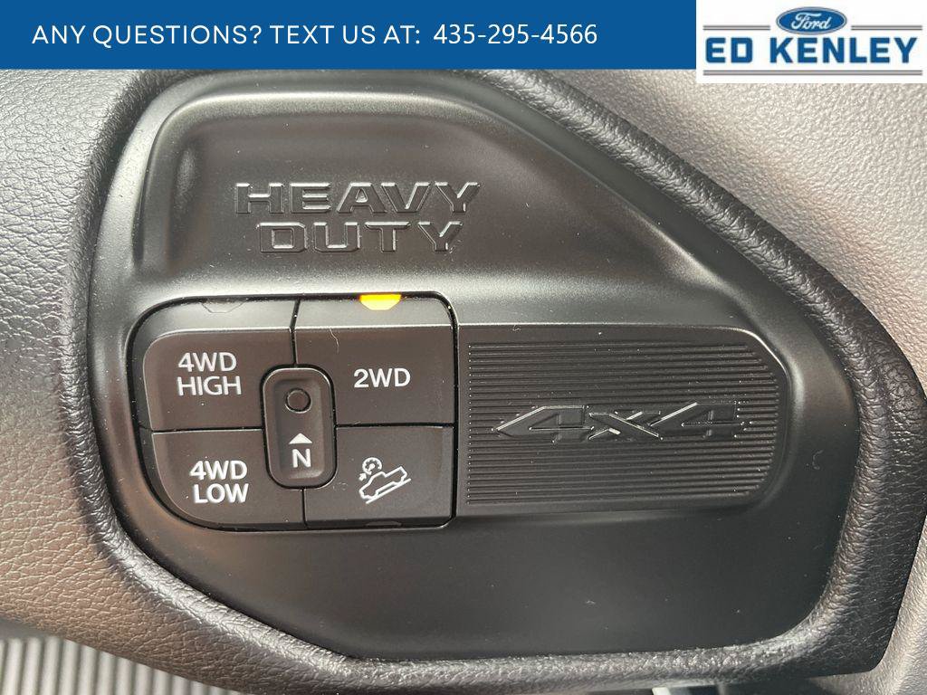 Used 2022 RAM 2500 Big Horn w/ Level C Equiment Group AWD/4WD image 13