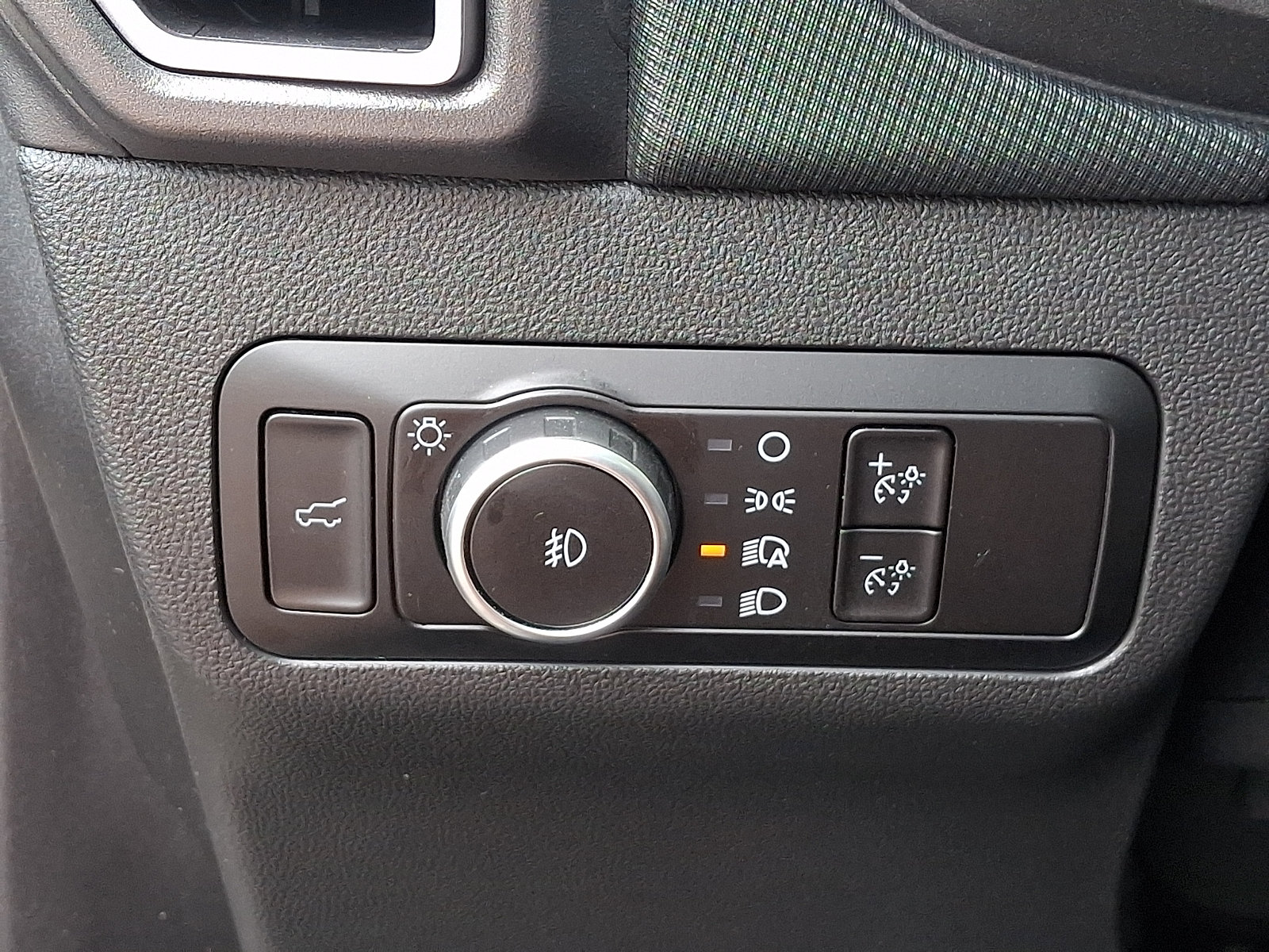 Certified 2025 Ford Bronco Sport Outer Banks w/ Outer Banks Tech Package+ AWD/4WD image 28