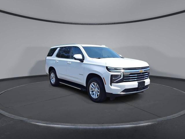 Used 2025 Chevrolet Tahoe LT RWD image 2