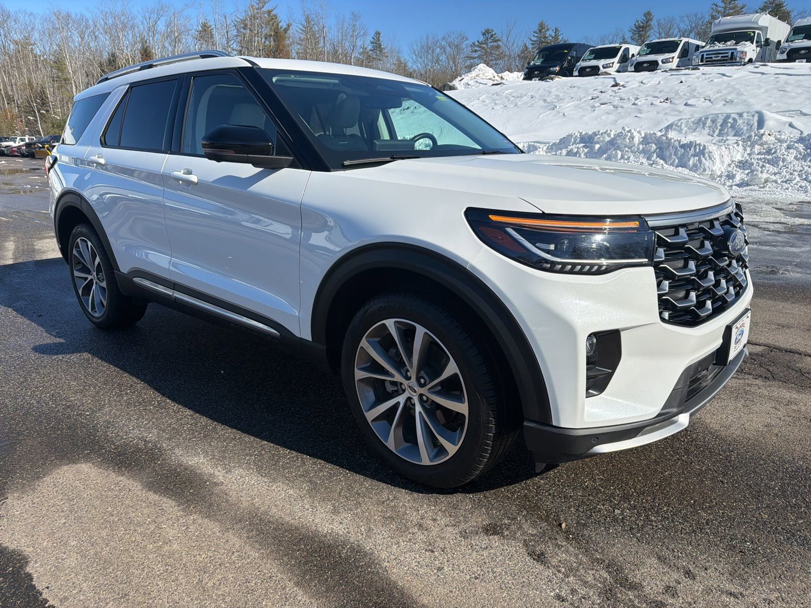 Certified 2025 Ford Explorer Platinum w/ Ultimate Package image 1