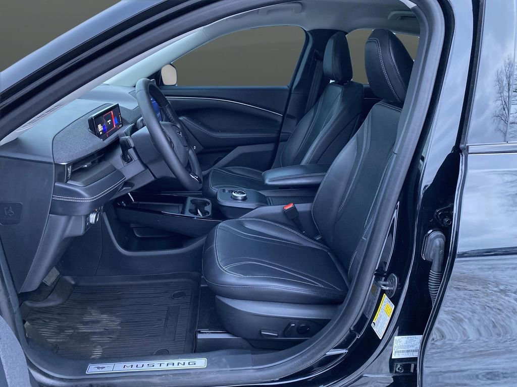 Certified 2022 Ford Mustang Mach-E Premium image 9