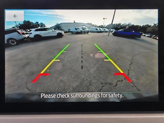 Certified 2022 Ford Escape SE w/ SE Sport Appearance Package image 16