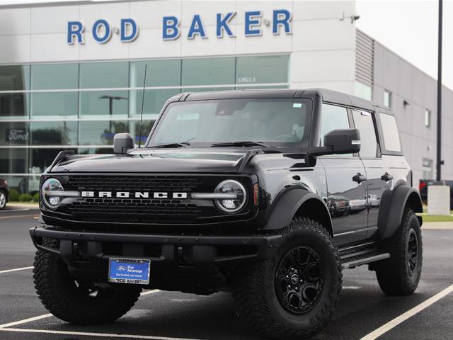 Certified 2022 Ford Bronco Wildtrak AWD/4WD image 3