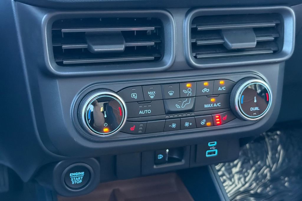 Certified 2024 Ford Maverick Lariat image 19