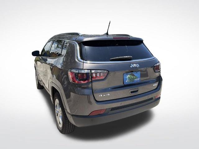 Used 2023 Jeep Compass Latitude w/ Convenience Group AWD/4WD image 6
