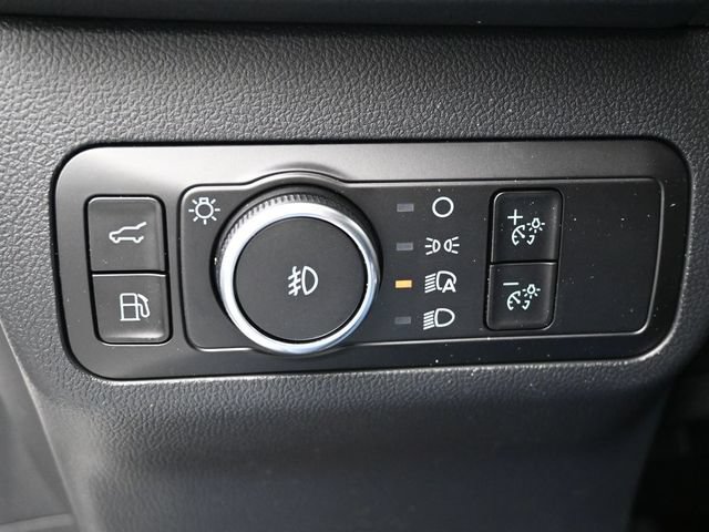 Certified 2025 Ford Escape ST-Line Select AWD/4WD image 22