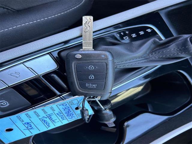 Used 2024 Hyundai Tucson SE image 32