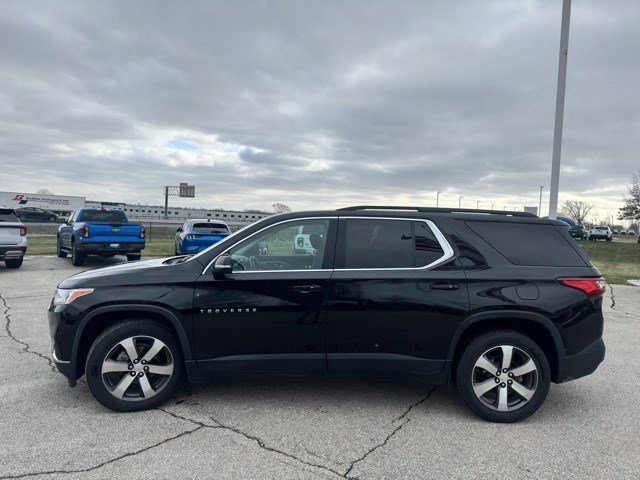 Used 2019 Chevrolet Traverse LT w/ LT Premium Package image 2