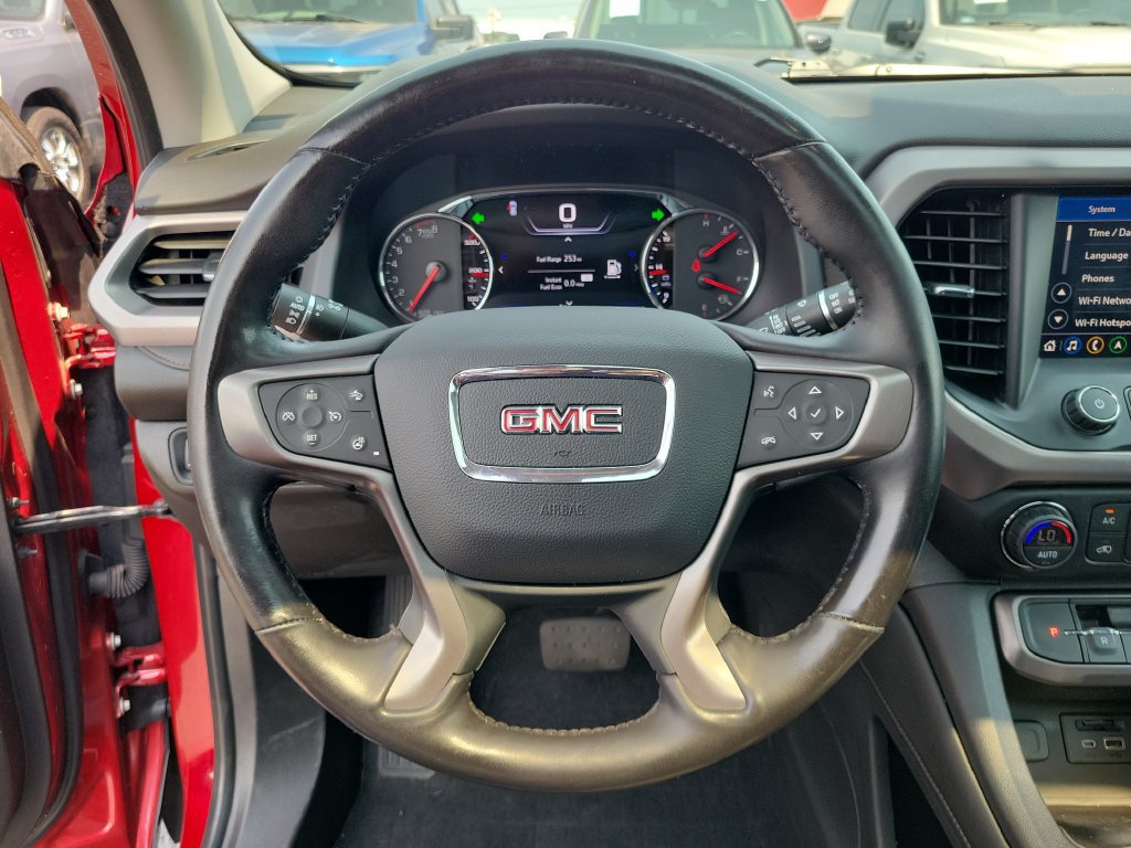 Used 2022 GMC Acadia AT4 w/ Technology Package AWD/4WD image 25