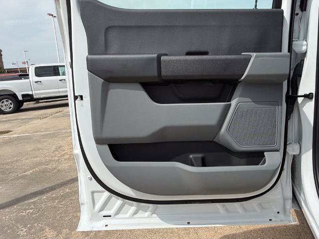 Certified 2024 Ford F550 4x4 Crew Cab Super Duty image 26
