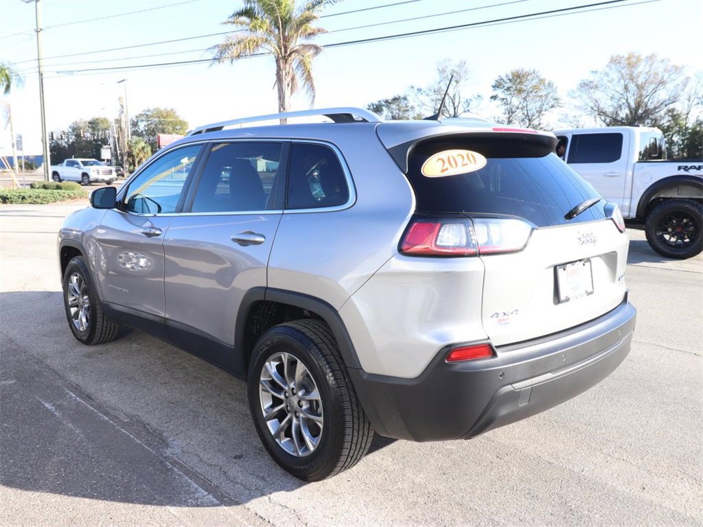 Used 2020 Jeep Cherokee Latitude Plus w/ Cold Weather Group image 3