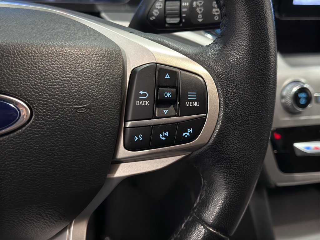 Certified 2022 Ford Explorer XLT w/ Class IV Trailer Tow Package image 12