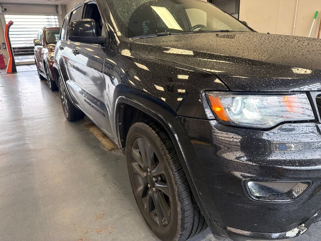 Used 2019 Jeep Grand Cherokee Altitude