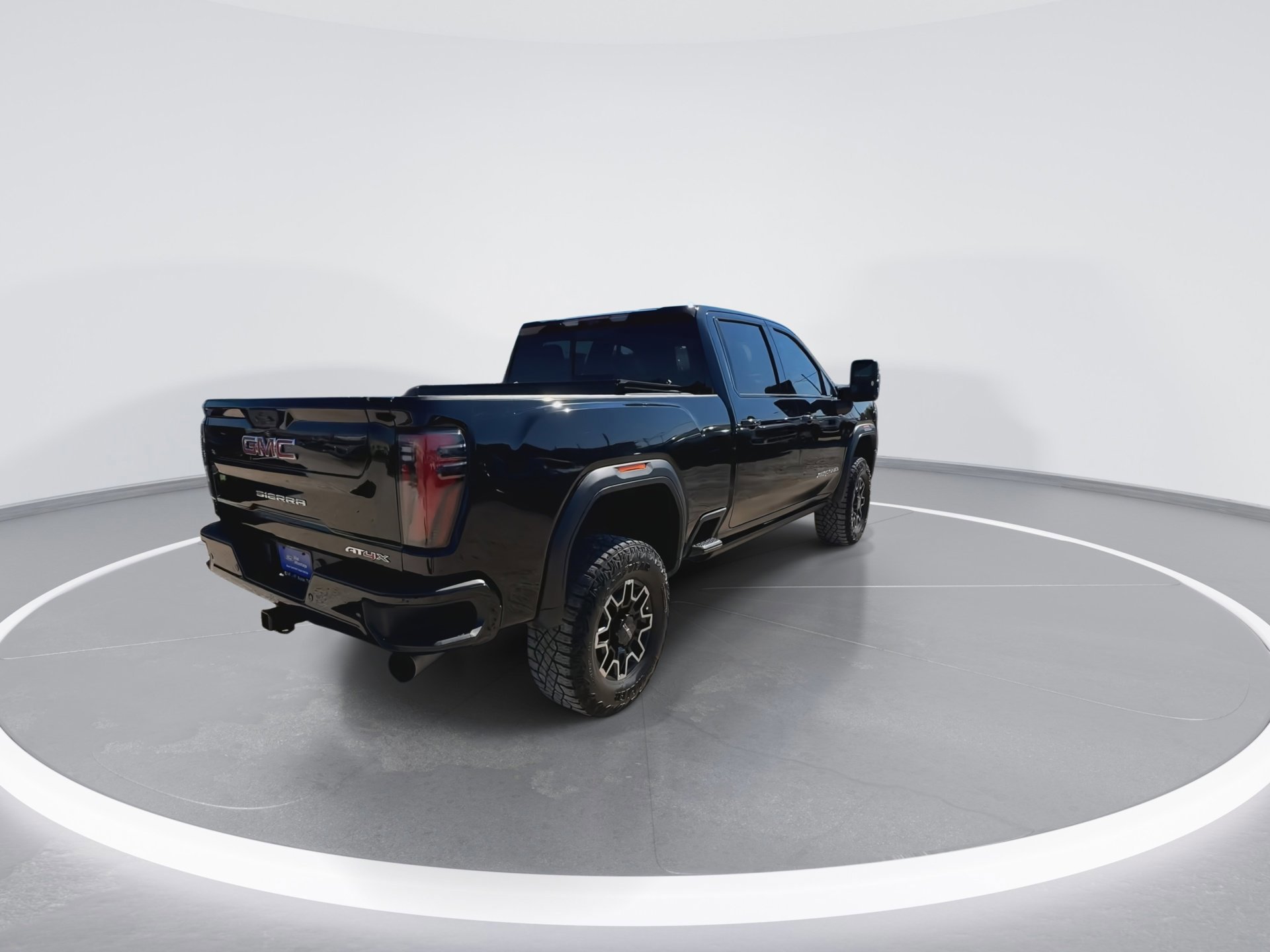 Used 2024 GMC Sierra 2500 AT4X image 7