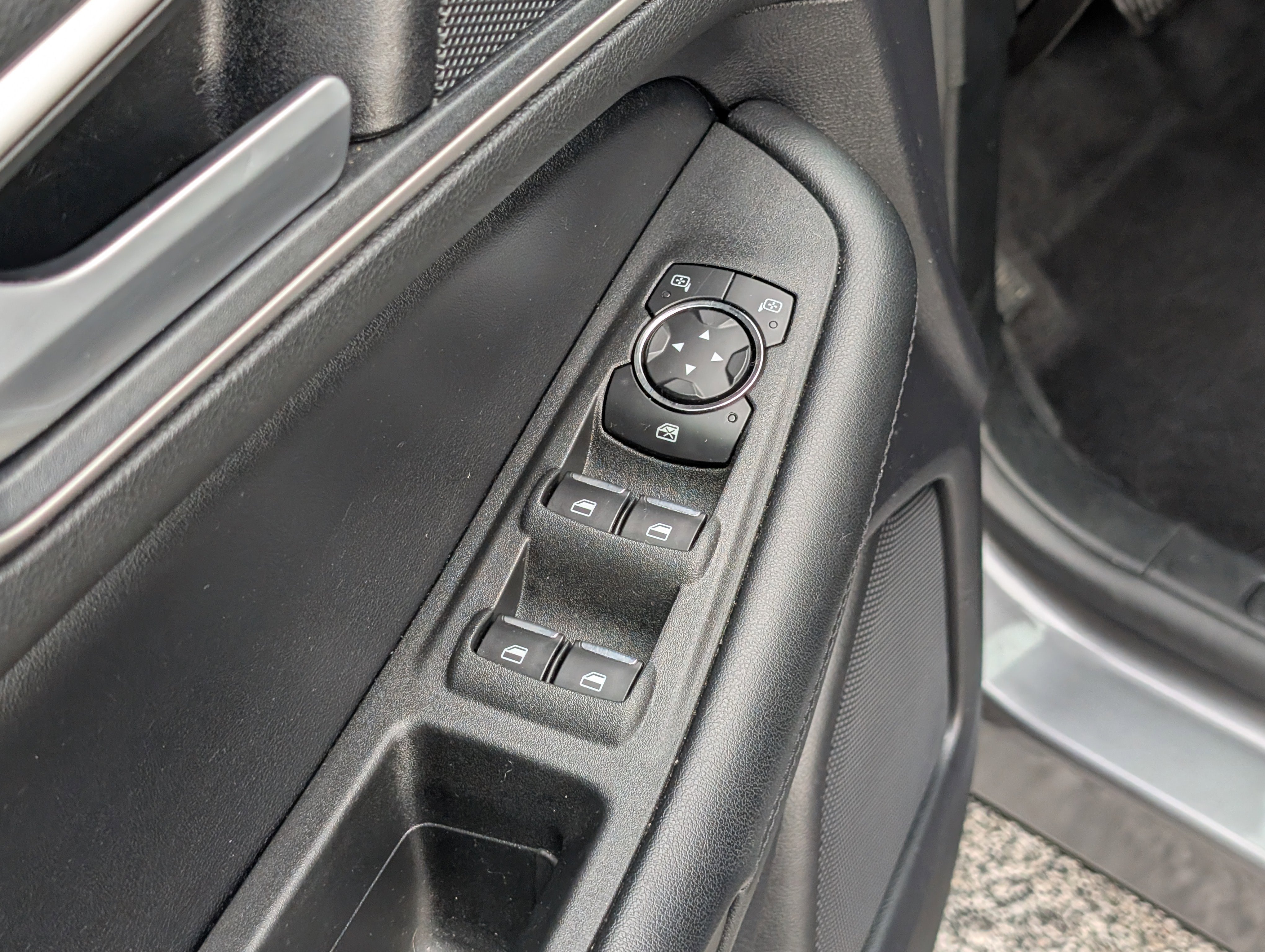 Certified 2022 Ford Edge SEL image 19