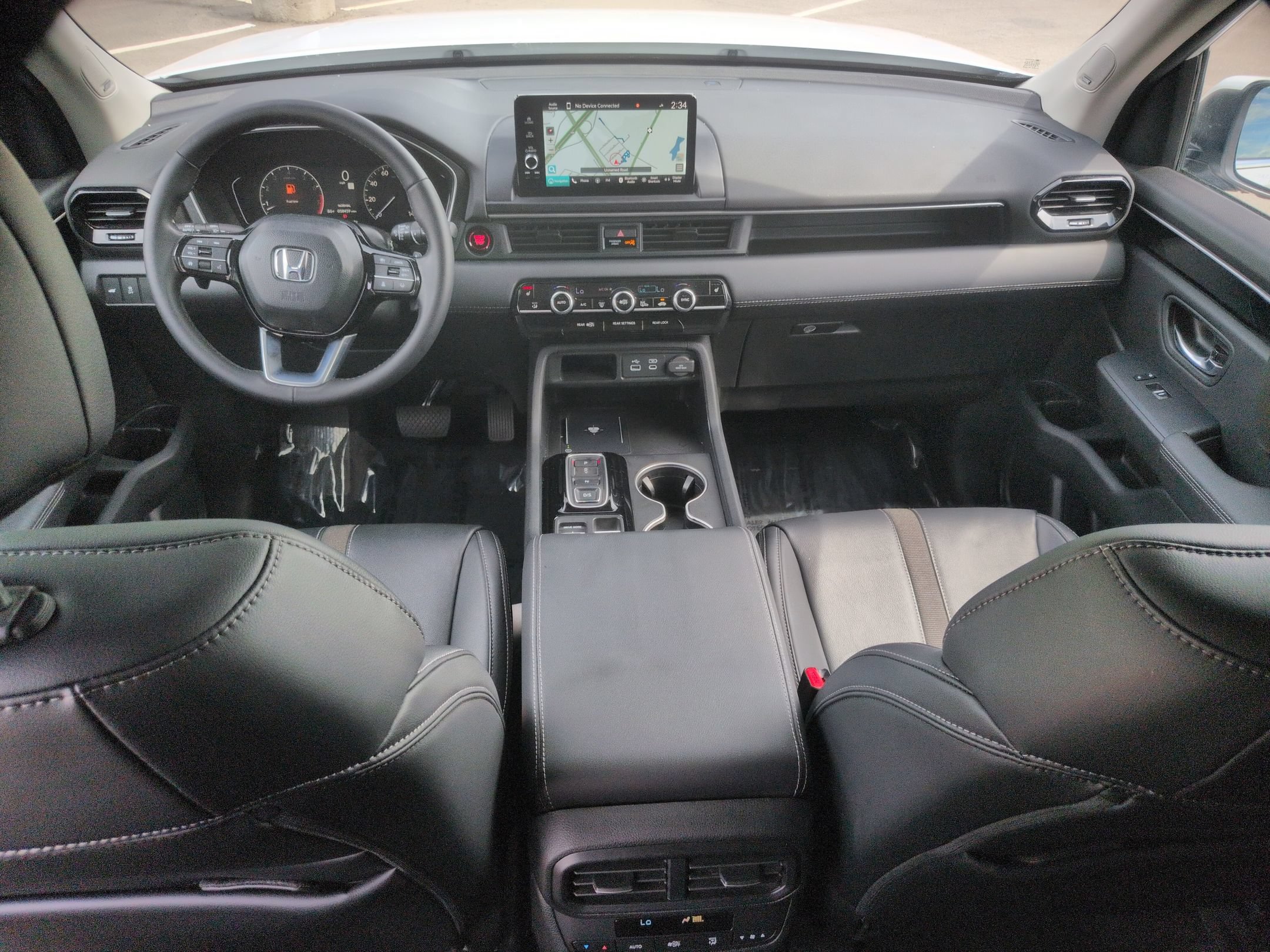Used 2024 Honda Pilot Touring image 32
