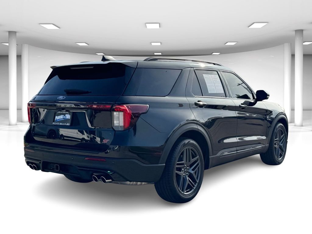 Certified 2025 Ford Explorer ST w/ Sun And Sound Package AWD/4WD image 4