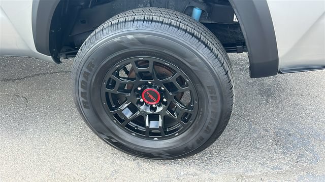 Used 2023 Toyota Tacoma TRD Off-Road w/ TRD Premium Off Road Package AWD/4WD image 6