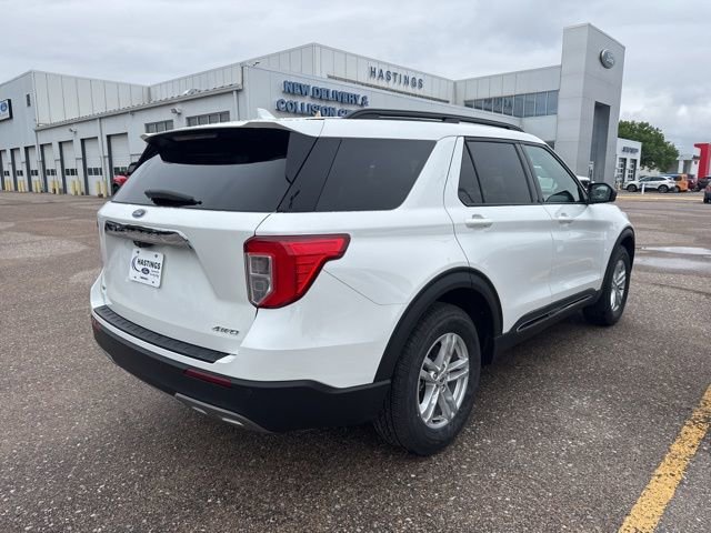 Certified 2022 Ford Explorer XLT w/ Equipment Group 202A AWD/4WD image 5