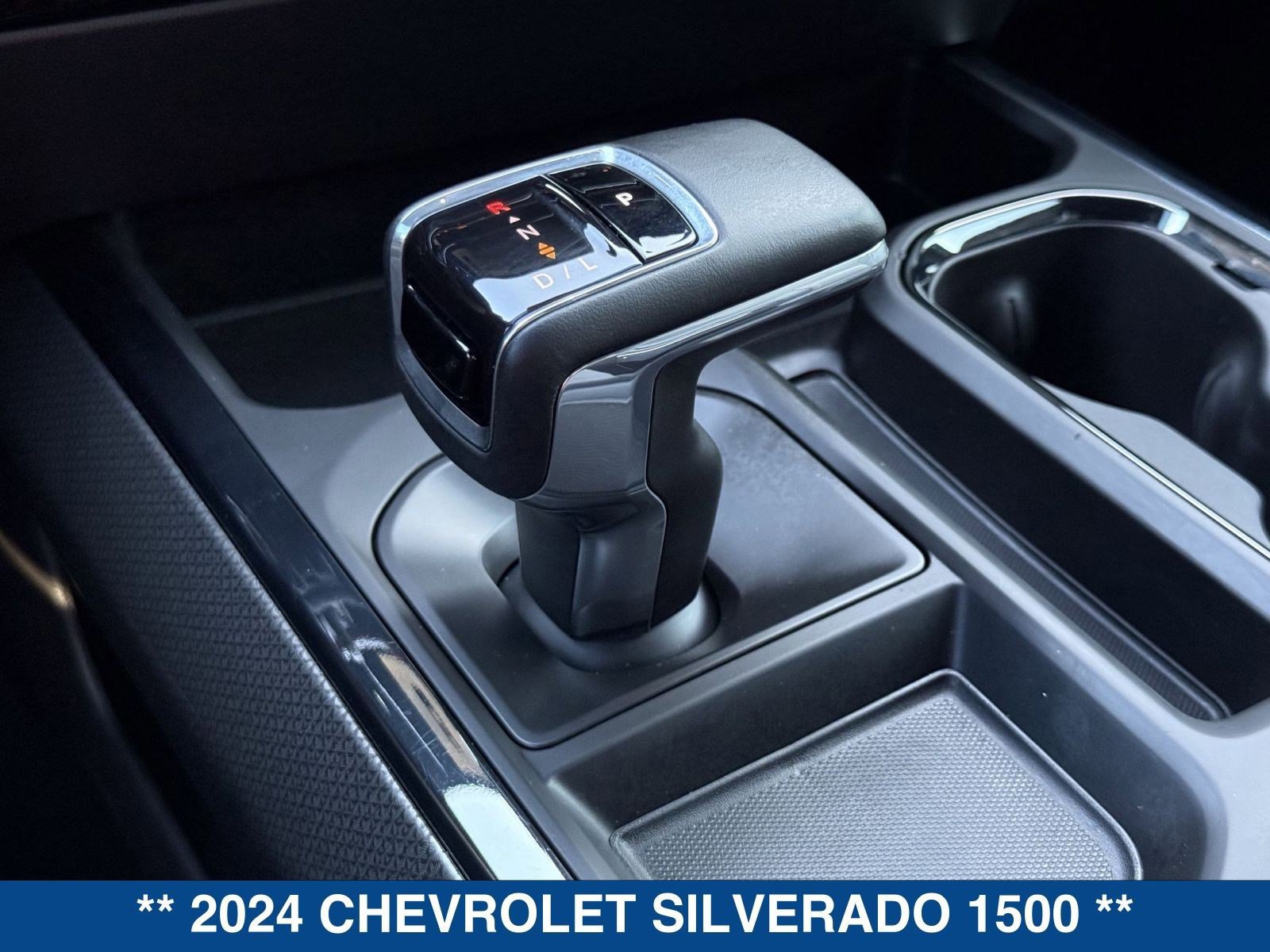 Used 2024 Chevrolet Silverado 1500 ZR2 w/ Technology Package image 32