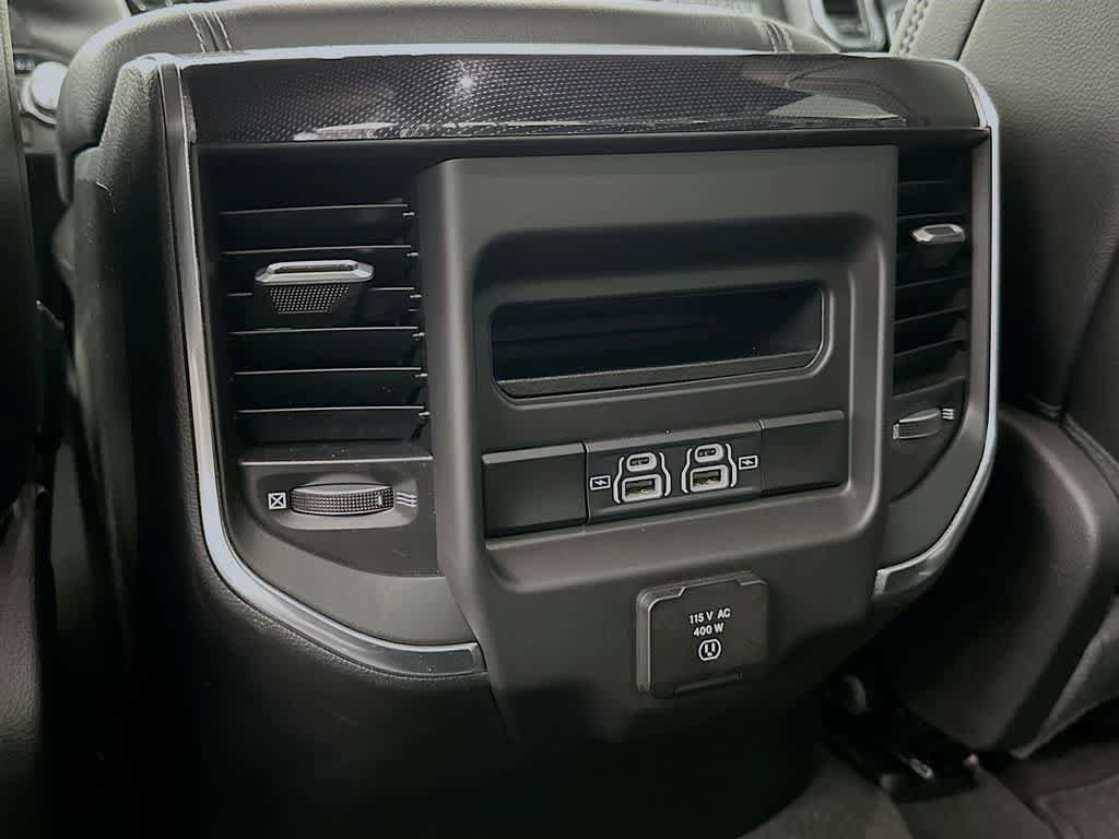 Used 2022 RAM 1500 Laramie AWD/4WD image 13
