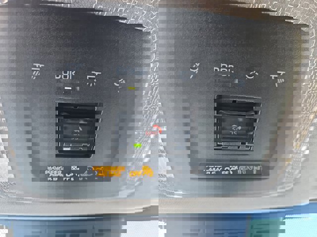 Used 2024 Toyota Prius LE AWD/4WD image 13