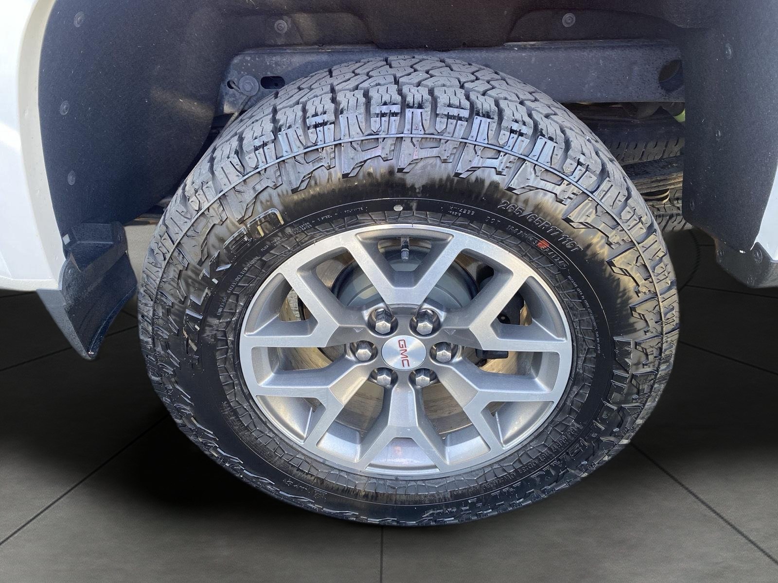 Used 2021 GMC Canyon AT4 w/ Trailering Package AWD/4WD image 8