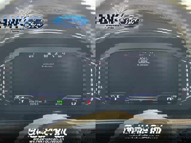 Used 2022 Volkswagen Tiguan SEL R-Line image 13