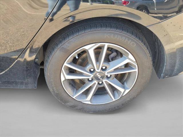 Used 2024 Kia Forte LXS FWD image 11