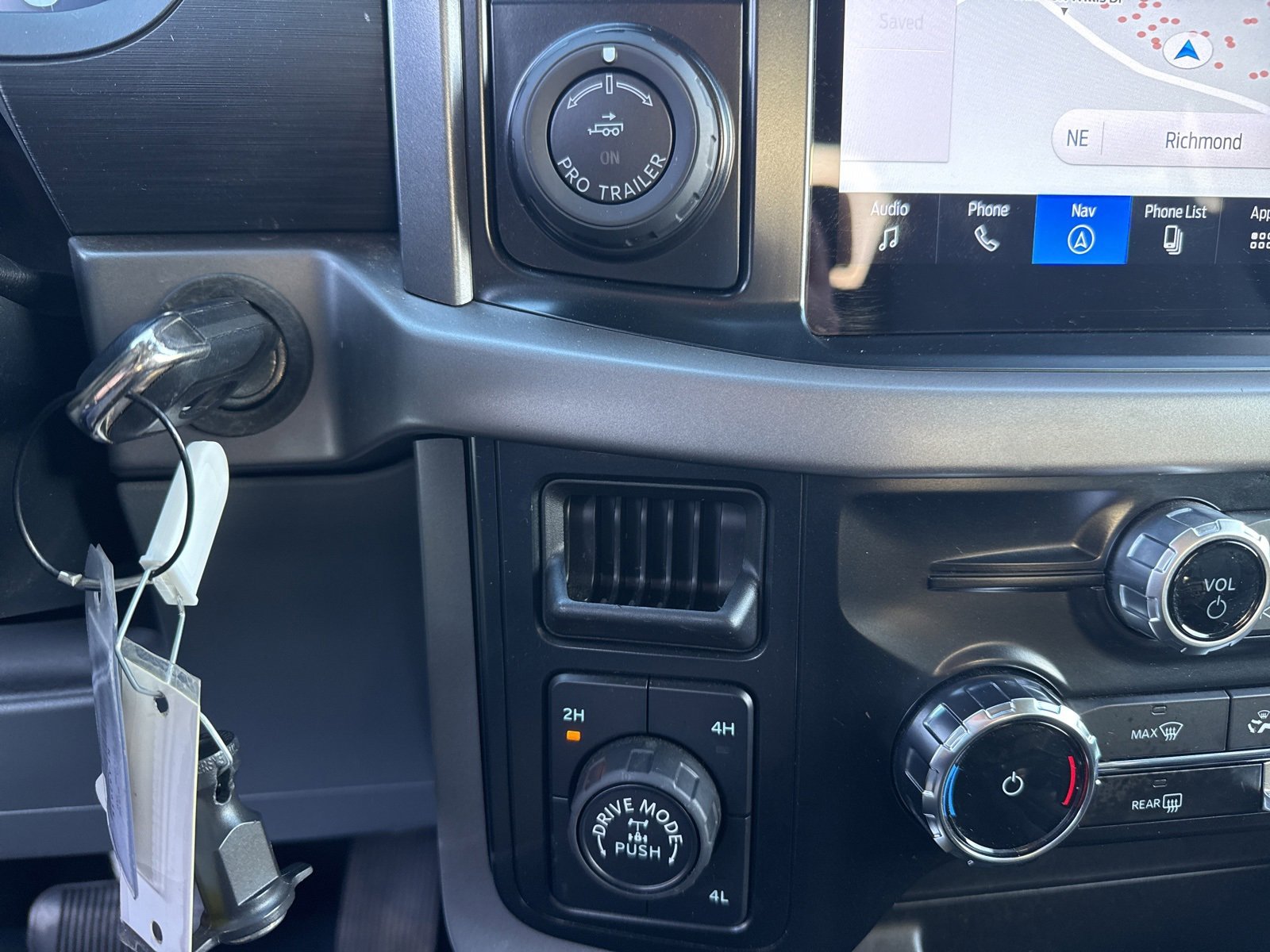 Certified 2024 Ford F150 XLT w/ Mobile Office Package image 30