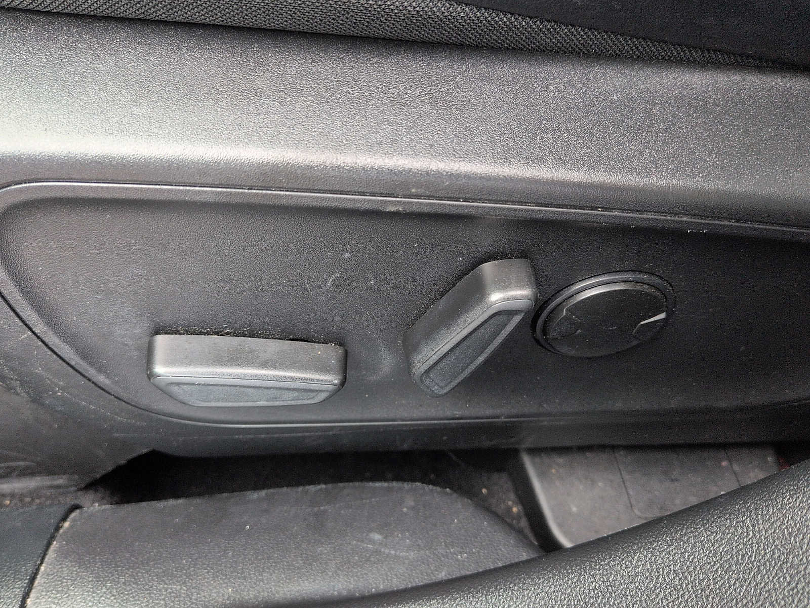 Certified 2023 Ford Escape ST-Line Select w/ Tech Pack #2 AWD/4WD image 15