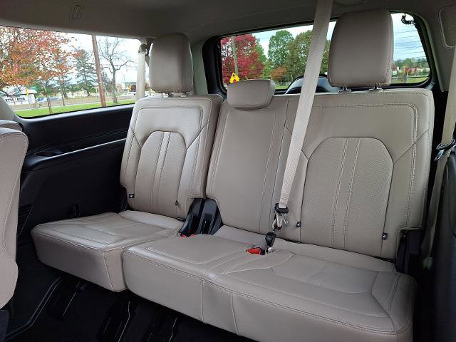 Certified 2024 Ford Expedition Max Limited image 11