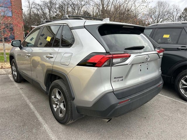 Used 2022 Toyota RAV4 XLE image 6