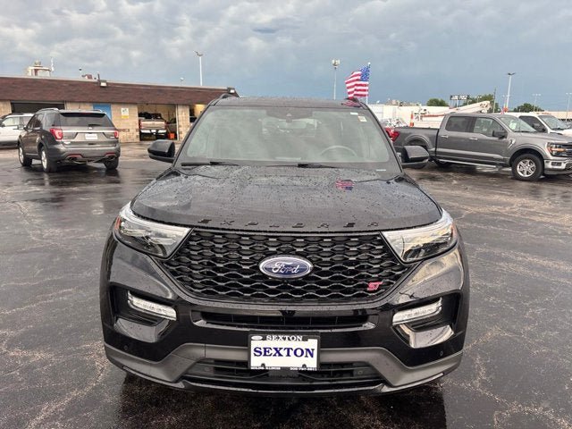Certified 2023 Ford Explorer ST w/ Equipment Group 401A AWD/4WD image 2