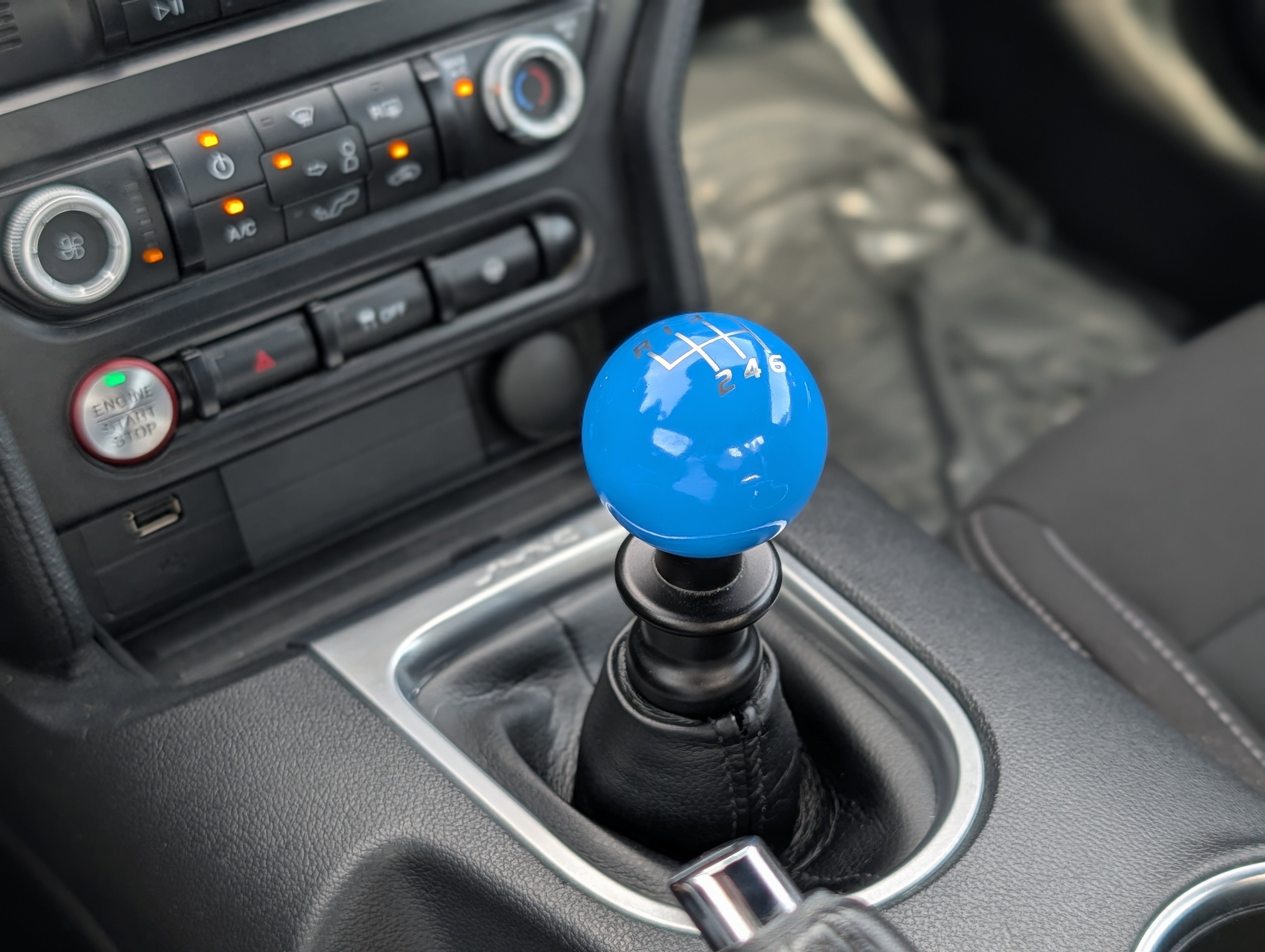 Certified 2022 Ford Mustang GT w/ Black Accent Package image 17