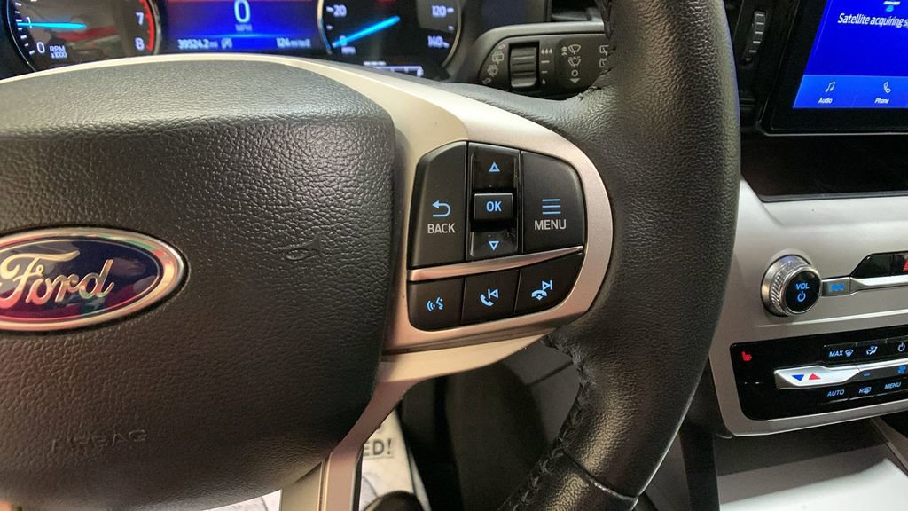 Certified 2023 Ford Explorer XLT w/ Class IV Trailer Tow Package image 38