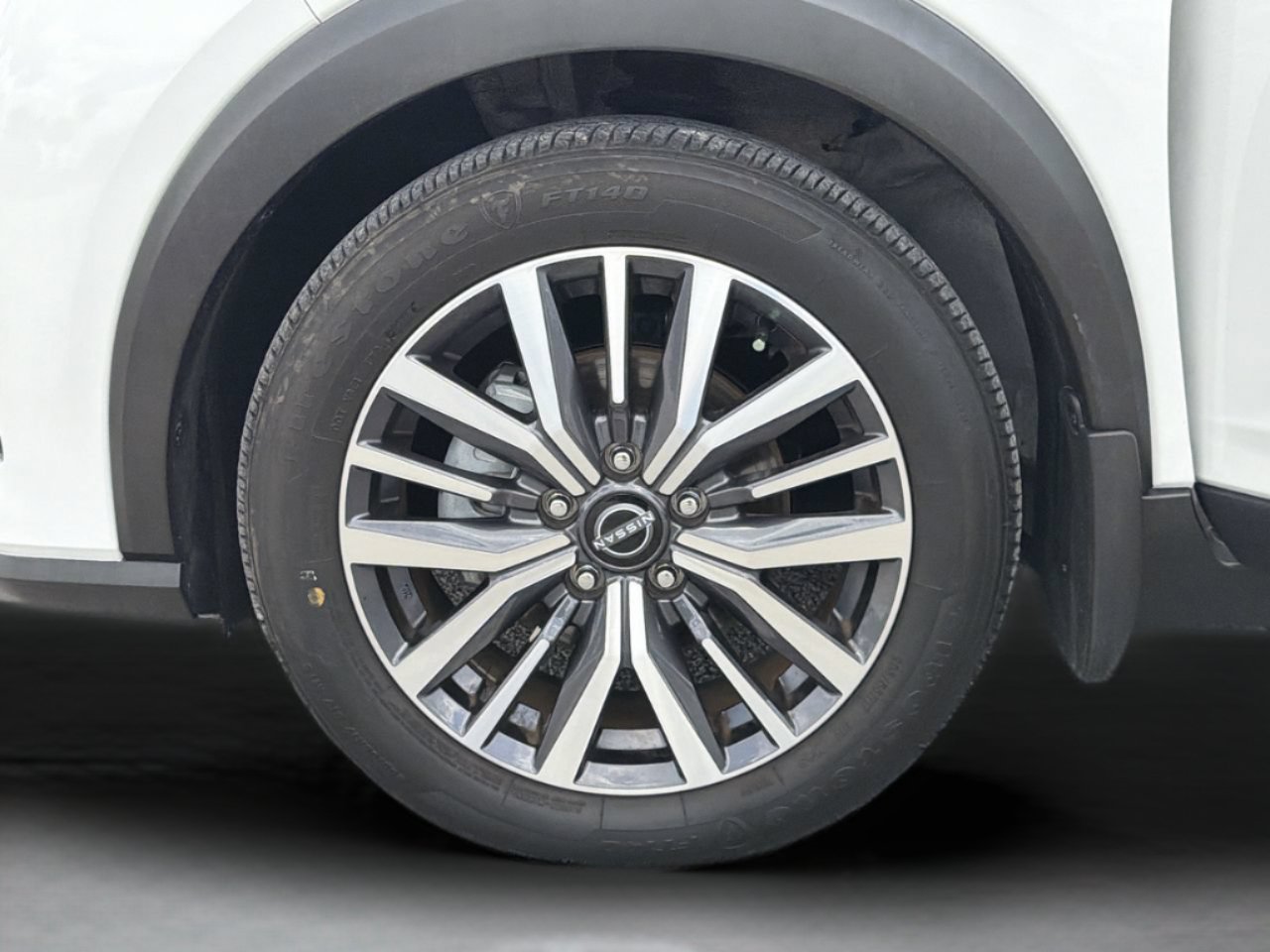 Used 2024 Nissan Kicks SV FWD image 30