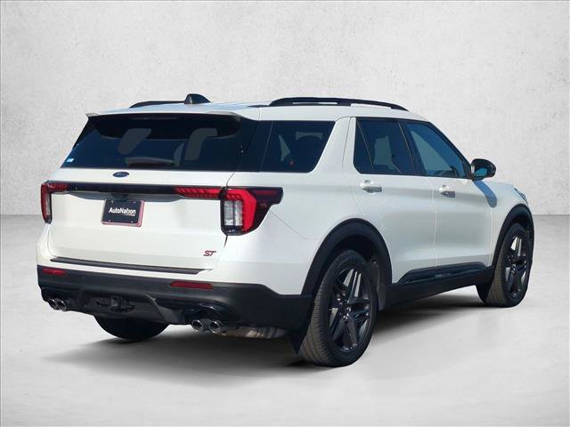 Certified 2025 Ford Explorer ST AWD/4WD image 5
