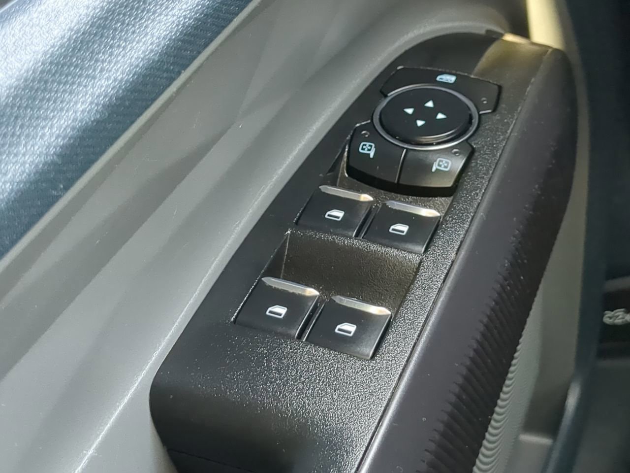Certified 2024 Ford Maverick XL FWD image 20