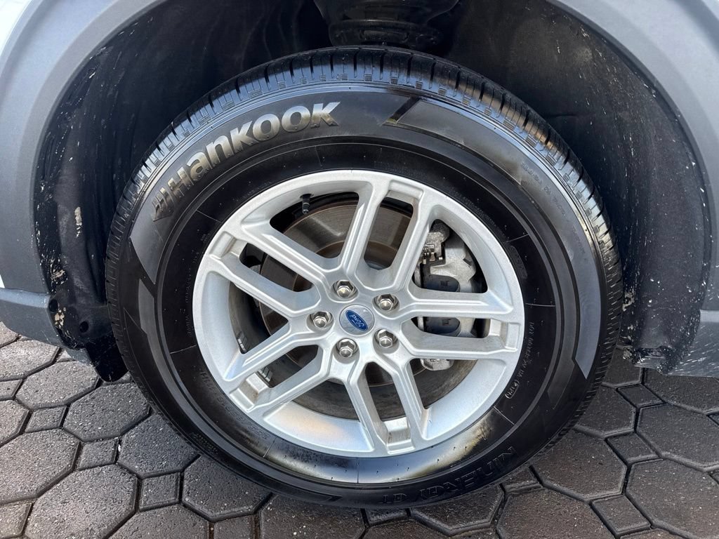 Certified 2026 Ford Explorer Active AWD/4WD image 11